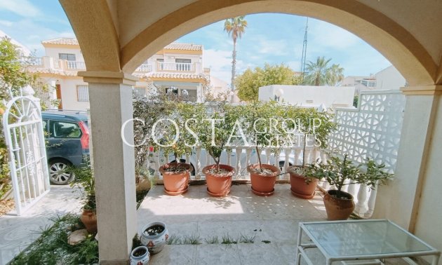 Resale - House -
Orihuela - Playa Flamenca
