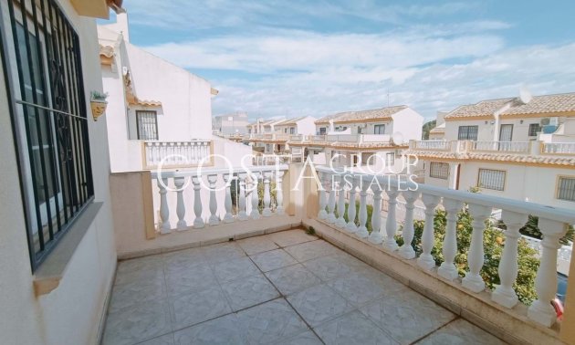Resale - House -
Orihuela - Playa Flamenca