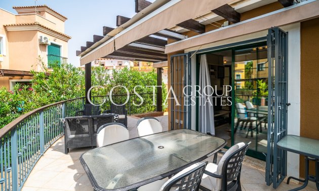 Resale - Villa -
Torrevieja - Torrevieja Centro