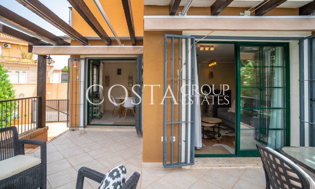 Resale - Villa -
Torrevieja - Torrevieja Centro