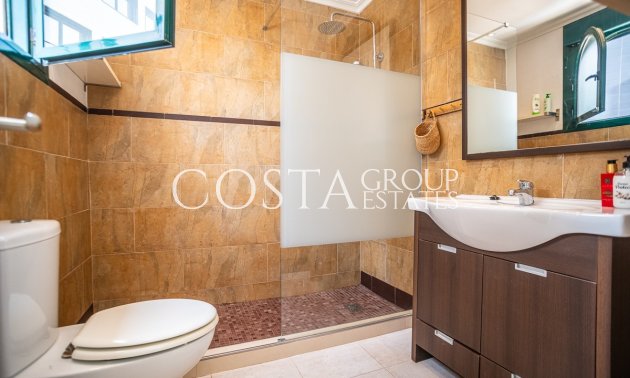 Resale - Villa -
Torrevieja - Torrevieja Centro