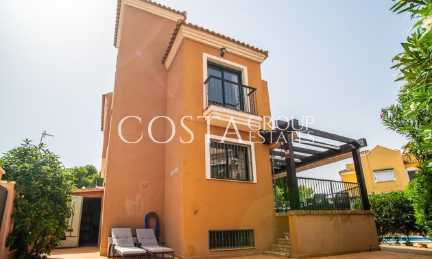Resale - Villa -
Torrevieja - Torrevieja Centro