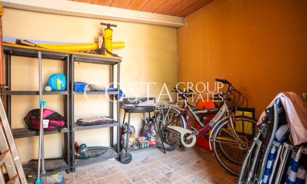 Resale - Villa -
Torrevieja - Torrevieja Centro