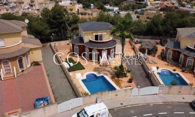 Resale - Villa -
Pilar de la Horadada - Pinar de Campoverde