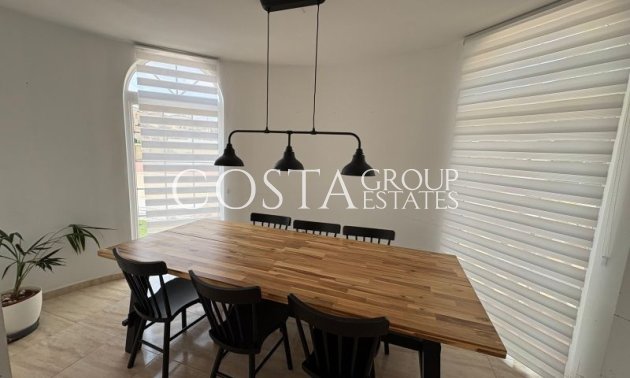 Resale - Villa -
Pilar de la Horadada - Pinar de Campoverde