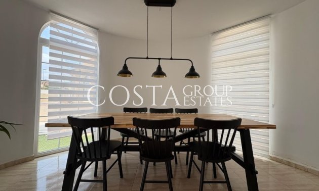 Resale - Villa -
Pilar de la Horadada - Pinar de Campoverde