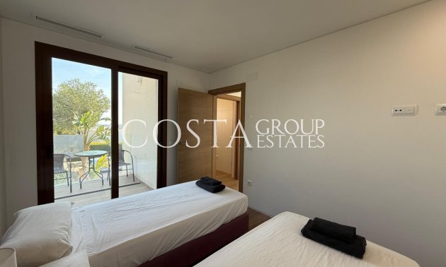 Resale - Villa -
Orihuela - Las Colinas Golf