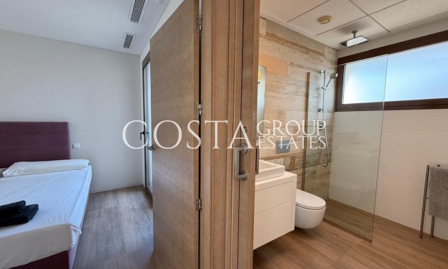 Resale - Villa -
Orihuela - Las Colinas Golf