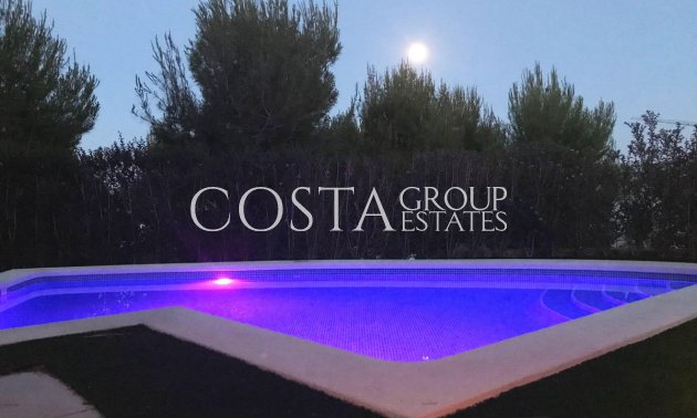 Resale - Villa -
Orihuela - Las Colinas Golf