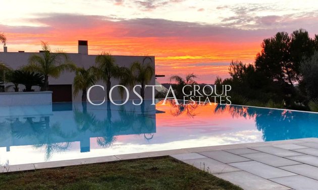 Resale - Villa -
Orihuela - Las Colinas Golf