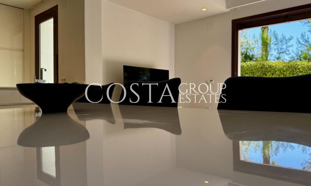 Resale - Villa -
Orihuela - Las Colinas Golf