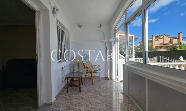 Resale - House -
Orihuela - La Zenia