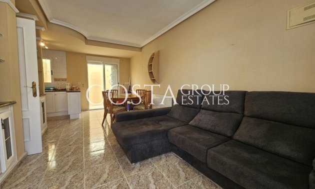 Resale - House -
Orihuela - La Zenia