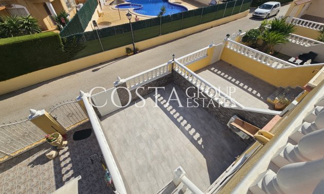 Resale - House -
Orihuela - La Zenia