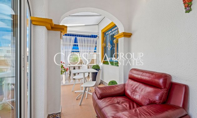 Resale - Villa -
Torrevieja - Torrevieja Centro