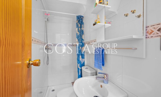 Resale - Villa -
Torrevieja - Torrevieja Centro