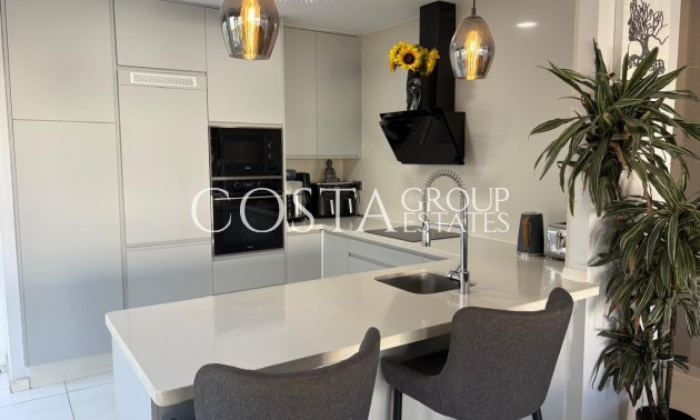 Resale - Villa -
Orihuela - Villamartin