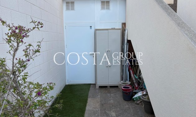 Resale - Villa -
Orihuela - Villamartin