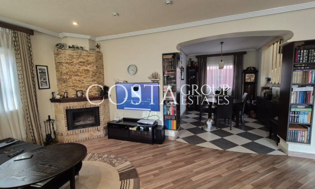 Resale - Villa -
Orihuela - Orihuela Costa