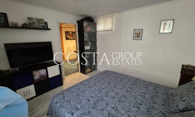 Resale - Villa -
Orihuela - Orihuela Costa