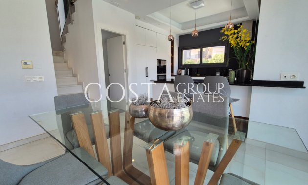 Resale - Villa -
Torrevieja - Torrevieja Centro