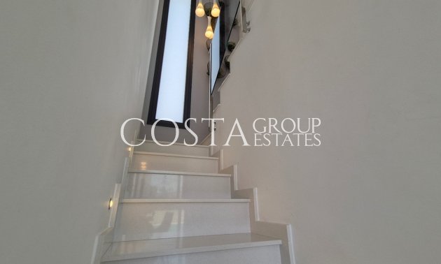 Resale - Villa -
Torrevieja - Torrevieja Centro