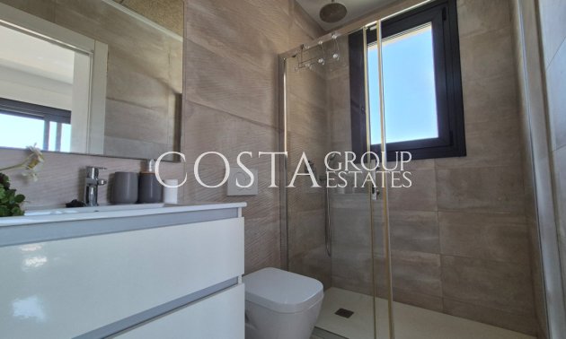 Resale - Villa -
Torrevieja - Torrevieja Centro