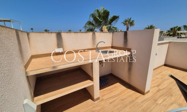 Resale - Villa -
Torrevieja - Torrevieja Centro