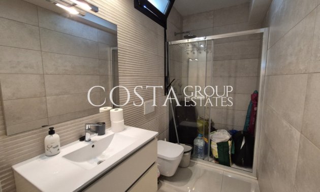 Resale - Villa -
Torrevieja - Torrevieja Centro