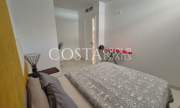 Resale - Villa -
Torrevieja - Torrevieja Centro