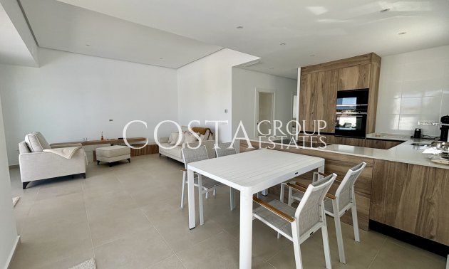 Nowy budynek - Willa -
Benijofar