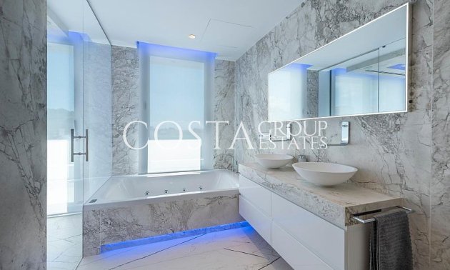 Neue Gebäude - Villa -
Calpe