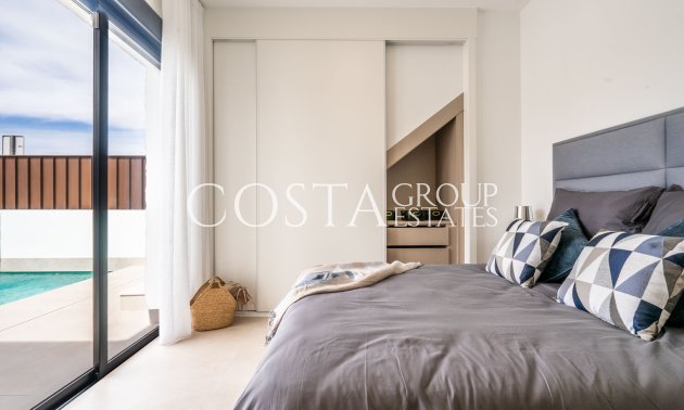 Neue Gebäude - detached -
Torre-Pacheco