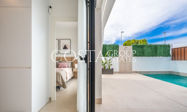 Neue Gebäude - detached -
Torre-Pacheco