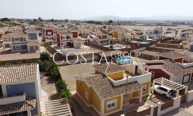 New Build - Villa -
Purias