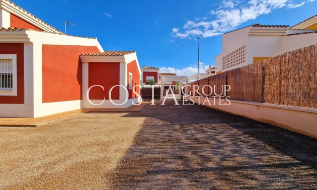 New Build - Villa -
Purias