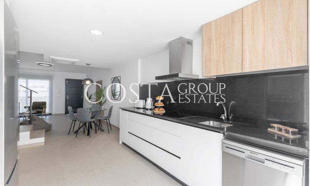 New Build - semi-detached -
Rafal