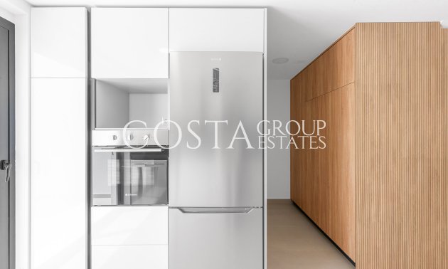 New Build - semi-detached -
Rafal