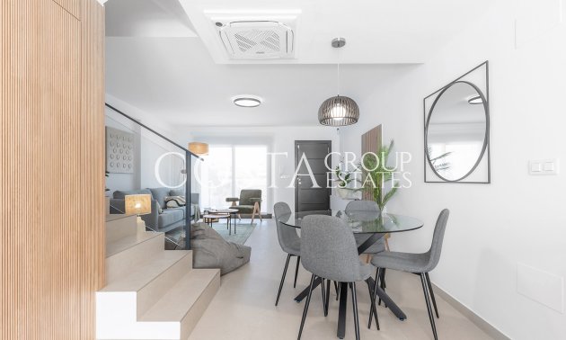 New Build - semi-detached -
Rafal