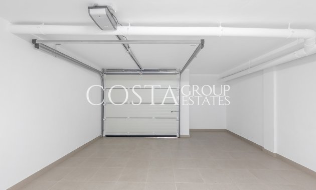 New Build - semi-detached -
Rafal