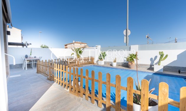 Neue Gebäude - Villa -
Murcia