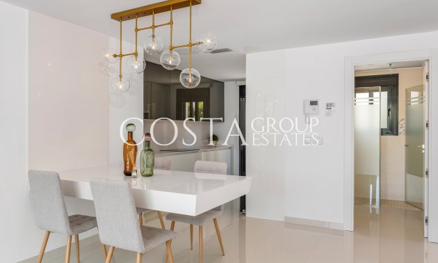 Nowy budynek - Willa -
Playa Paraiso