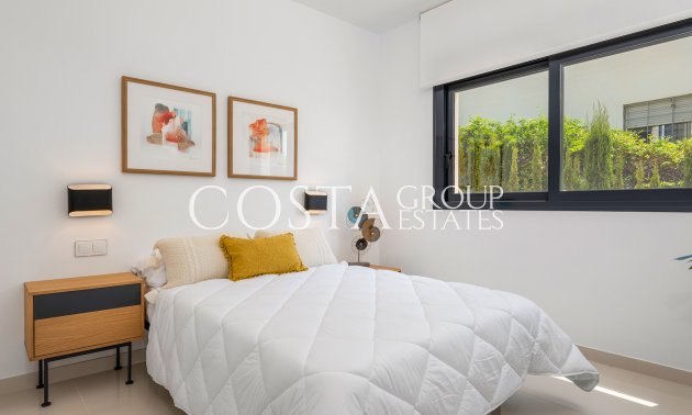 Nowy budynek - Willa -
Playa Paraiso