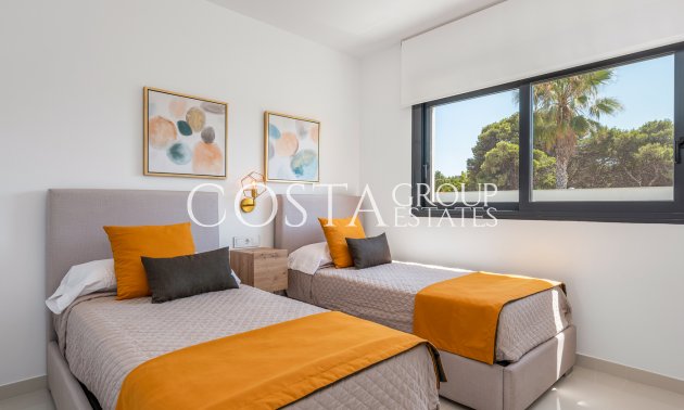 Nowy budynek - Willa -
Playa Paraiso