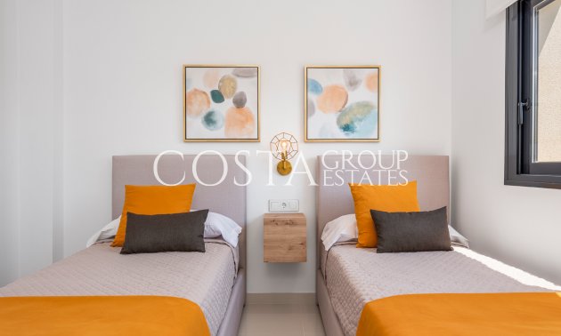 Nowy budynek - Willa -
Playa Paraiso