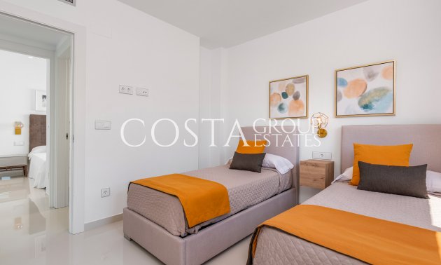 Nowy budynek - Willa -
Playa Paraiso