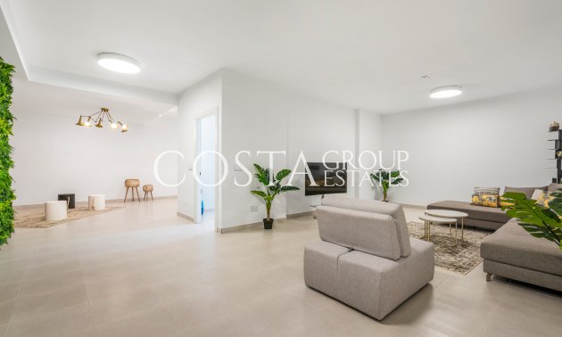 Nowy budynek - Willa -
Playa Paraiso