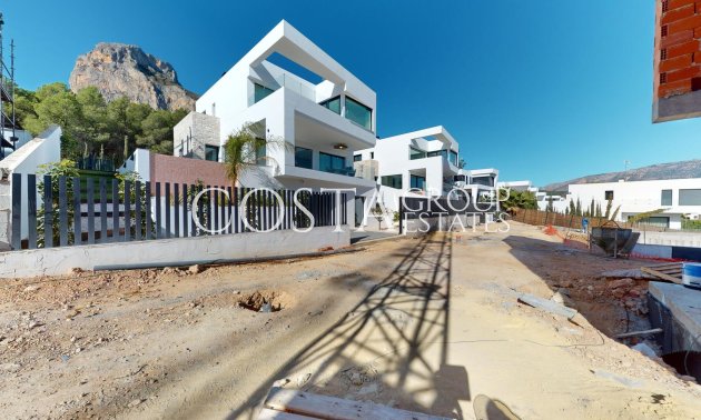 Neue Gebäude - Villa -
Polop