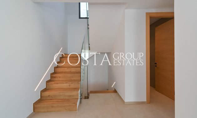 Nowy budynek - Willa -
Calpe