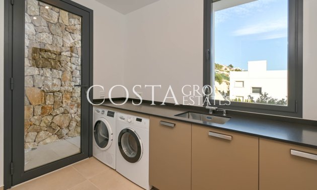 Nowy budynek - Willa -
Calpe